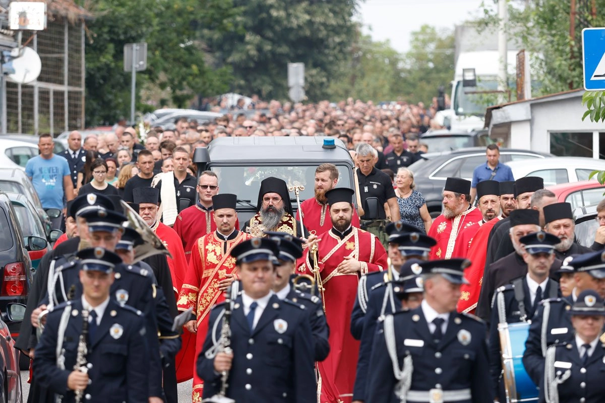 Sahranjen policajac Krsmanović